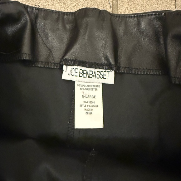 Black Faux Leather Skort with Ring Detail - Picture 2 of 7